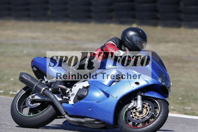 /36 08.08.2026  Pluess Motosport ADR/Freies Fahren/666
